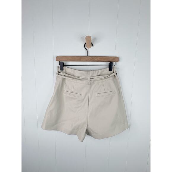 Blank NYC Faux Leather Pleated High Rise Shorts Size 26 Cream Ivory Tie Waist - Picture 7 of 10